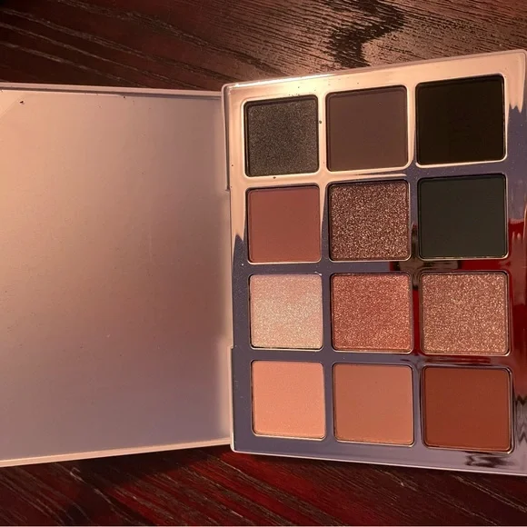 Makeup by Mario Ethereal Eyes MOONLIGHT Palette - BNIB Limited Edition - Picture 11 of 11